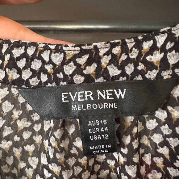 Summer dress with balloon sleeve - Picture 5 of 5